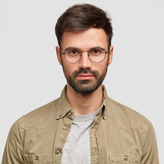 Mike betreut den Standort in Dortmund und kümmert sich dort um die Projektabwicklung.